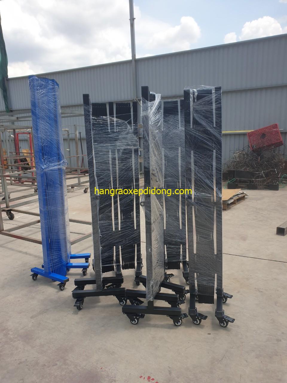 Chuyên sản xuất lắp đặt hàng rào xếp chữ U giá rẻ TPHCM và toàn quốc Chuyên sản xuất lắp đặt hàng rào xếp chữ U giá rẻ TPHCM và toàn quốc