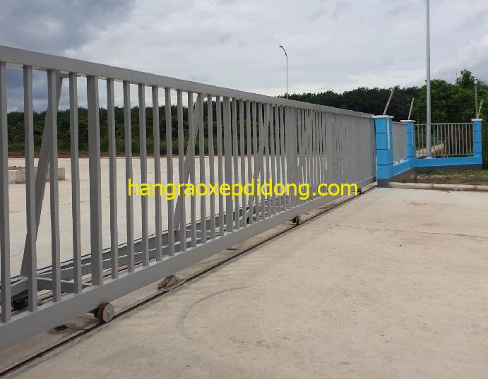 Báo giá lắp đặt cổng xếp tự động mới nhất 2025 7 Cửa cổng trượt ngang tự động