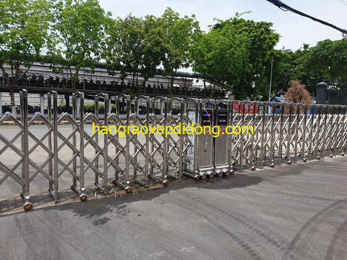 Báo giá lắp đặt cổng xếp tự động mới nhất 2025 6 cổng xếp tự động inox chất lượng 2023