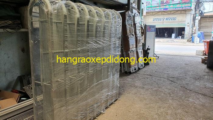 lắp đặt hàng rào xếp kéo tay sơn tĩnh điện