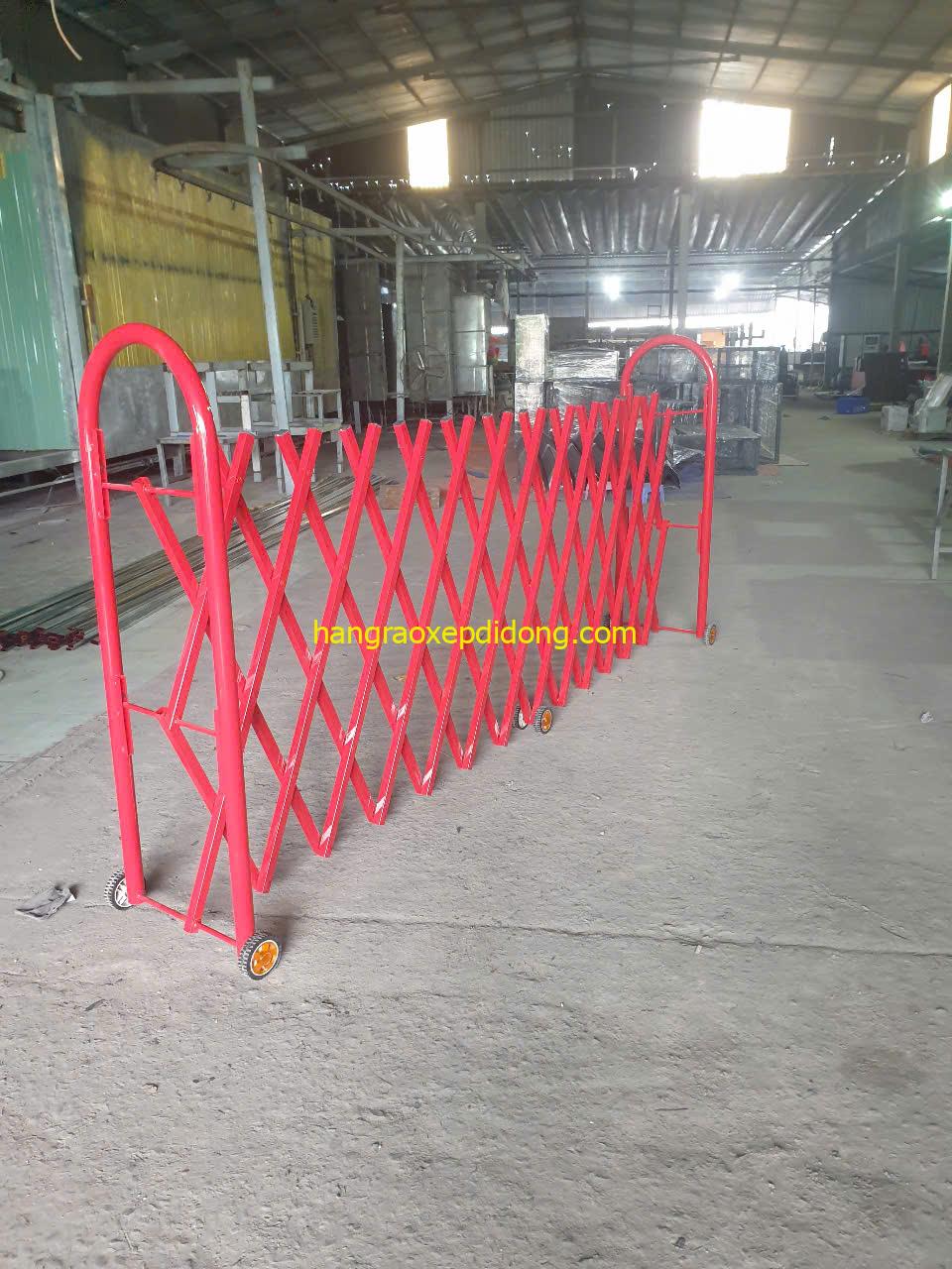 HÀNG RÀO XẾP MẠ KẼM TRINH ANH 🚧 4 Hình ảnh hàng rào xếp mạ kẽm hoàn thiện tại cơ khí Trinh Anh