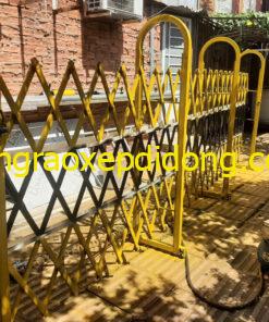 Hình ảnh lắp đặt hàng rào xếp mạ kẽm Trinh Anh tại TPHCM